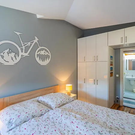 Estike Apartmán *